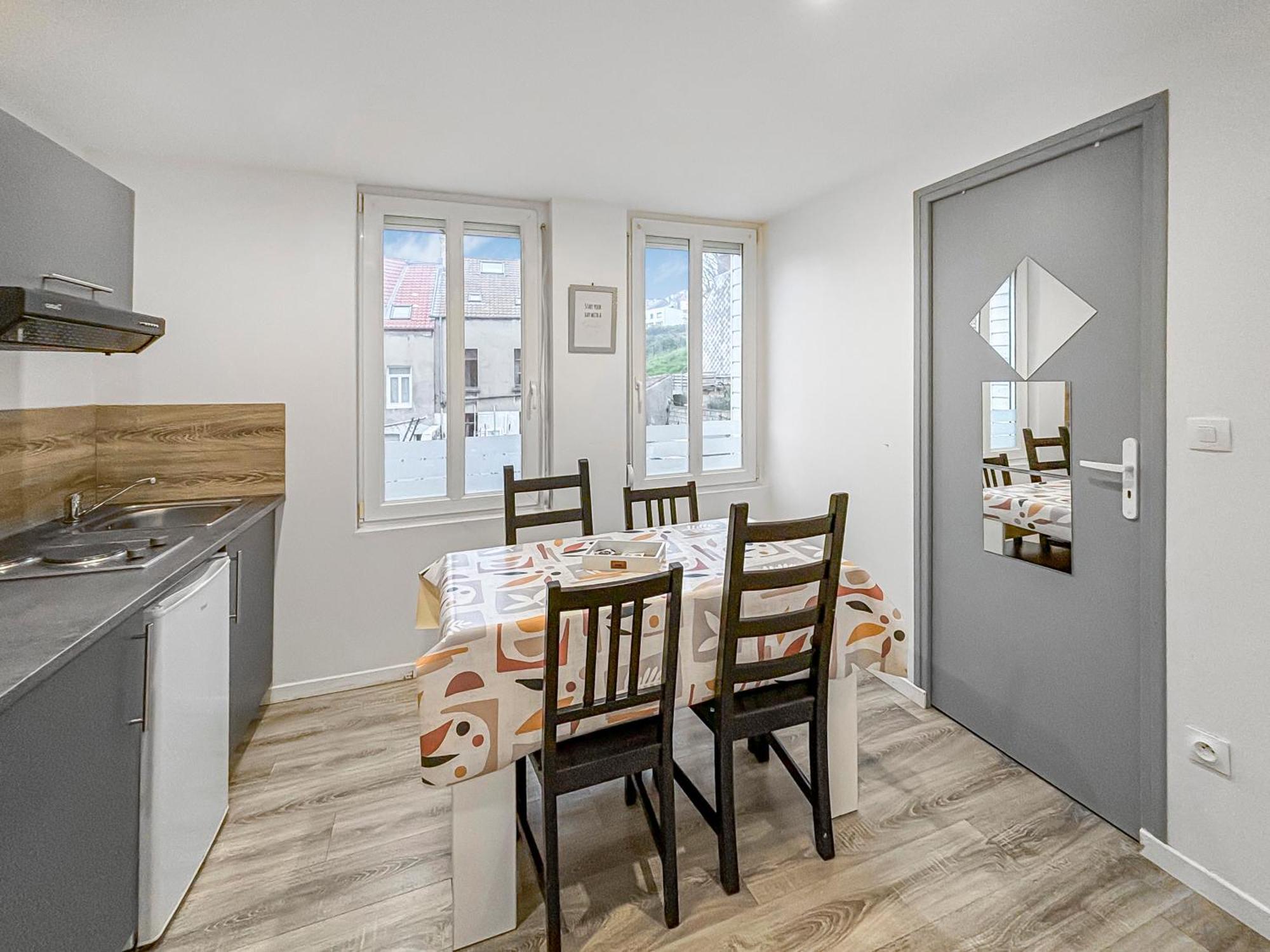 Studio Cosy Au Coeur De Boulogne Boulogne-sur-Mer Exterior foto